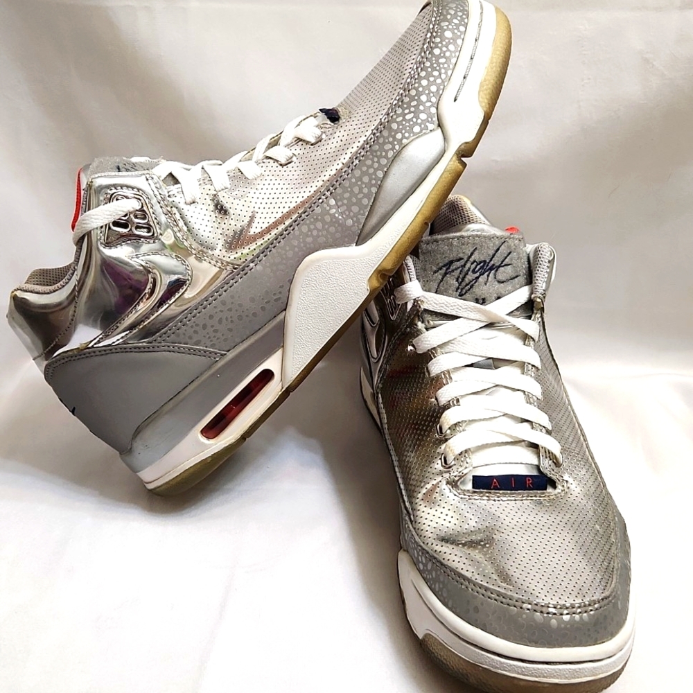 Nike Flight Squad QS Metallic Silver sneakers (mens size 10) - Picture 2 of 16